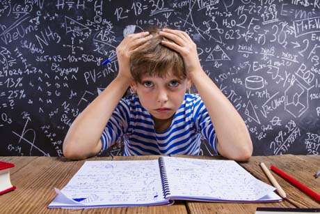 Hausaufgaben – sinnloser Stress für Schüler und Eltern?